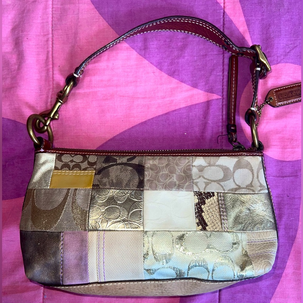 Y2k Gold patch Coach baguette